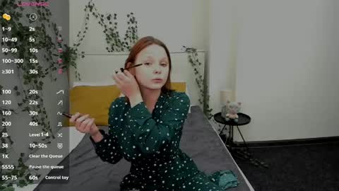 charlotte_boobsss online show from June 8, 2026, 1:50 am