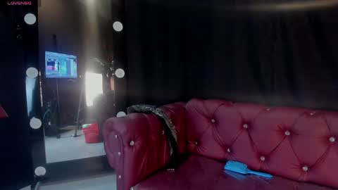  CHARLOTTE BROWN  online show from April 14, 2026, 7:09 pm