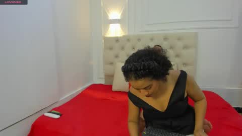 charlottte y dante online show from June 5, 2026, 3:46 am