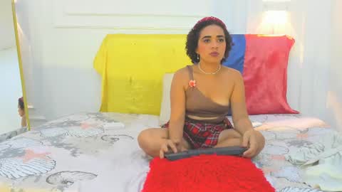 charlottte y dante online show from June 19, 2026, 4:06 am