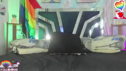 CHARLOTTELANDRY online show from June 17, 2026, 2:51 pm