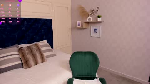 Snapshot of charlotte_mayers chatting on September 11, 2025, 11:43 am Charlotte Mayers online show from September 11, 2025, 11:43 am