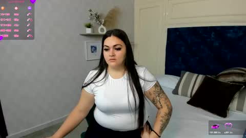 Snapshot of charlotte_mayers chatting on September 13, 2025, 11:32 am Charlotte Mayers online show from September 13, 2025, 11:32 am