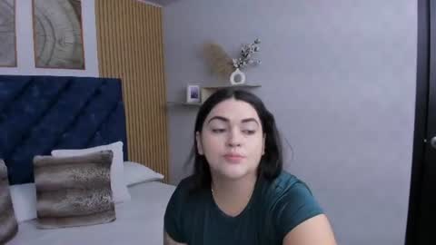 Charlotte Mayers online show from July 24, 2026, 11:19 am