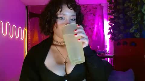 charlotte_morh_ online show from April 24, 2026, 1:41 am