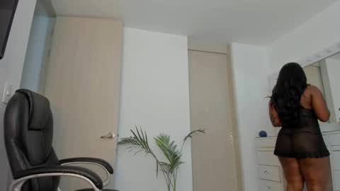 Snapshot of charlotte_tiller chatting on March 7, 2026, 11:02 pm Yuli online show from March 7, 2026, 11:02 pm