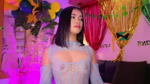 Snapshot of charlotteg18 chatting on April 18, 2026, 2:48 am Charlote online show from April 18, 2026, 2:48 am