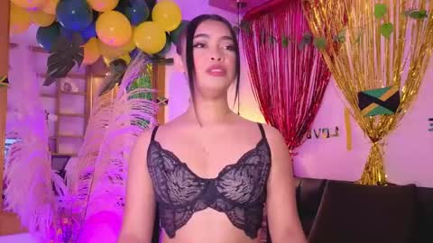Snapshot of charlotteg18 chatting on April 21, 2026, 2:51 am Charlote online show from April 21, 2026, 2:51 am