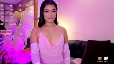 Snapshot of charlotteg18 chatting on April 26, 2026, 2:42 am Charlote online show from April 26, 2026, 2:42 am
