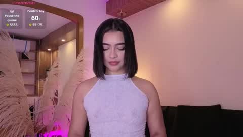 Snapshot of charlotteg18 chatting on May 12, 2026, 3:36 am Charlote online show from May 12, 2026, 3:36 am