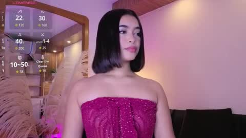 Snapshot of charlotteg18 chatting on May 13, 2026, 3:15 am Charlote online show from May 13, 2026, 3:15 am