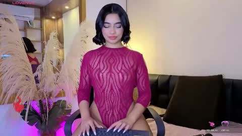 Snapshot of charlotteg18 chatting on May 27, 2026, 3:03 am Charlote online show from May 27, 2026, 3:03 am