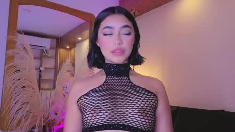 Snapshot of charlotteg18 chatting on May 29, 2026, 3:26 am Charlote online show from May 29, 2026, 3:26 am