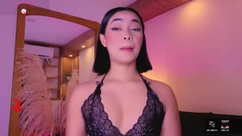 Snapshot of charlotteg18 chatting on May 30, 2026, 3:25 am Charlote online show from May 30, 2026, 3:25 am