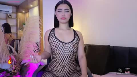 Charlote online show from June 10, 2026, 3:29 am