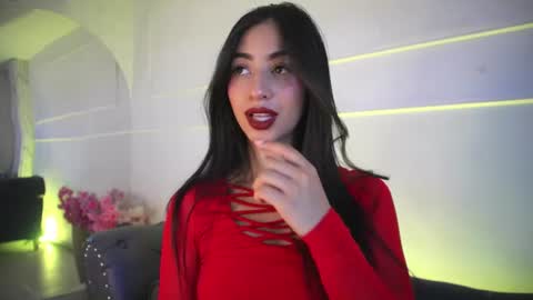 Lauren Rus online show from July 28, 2026, 12:48 pm