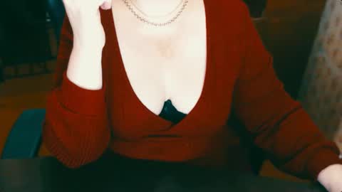 CharlotteXTasty online show from December 9, 2024, 12:08 pm