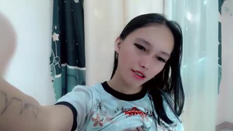 charm_fuckdoll8 online show from April 9, 2026, 12:43 am