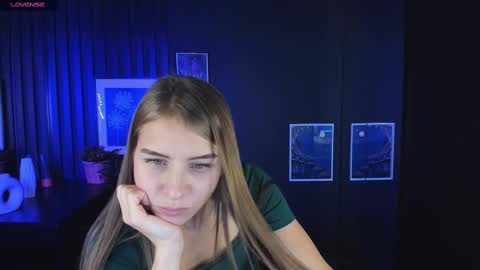 Snapshot of charmbianca chatting on February 1, 2025, 11:21 am Bianca online show from February 1, 2025, 11:21 am