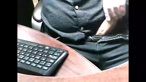 Snapshot of charmeur2672 chatting on October 17, 2025, 9:56 am charmeur2672 online show from October 17, 2025, 9:56 am