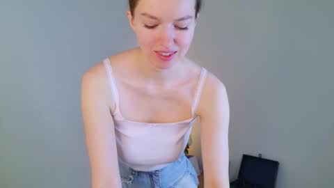 Ruru online show from January 11, 2026, 7:02 am