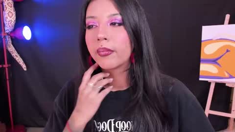 Victoria online show from October 18, 2025, 7:14 pm