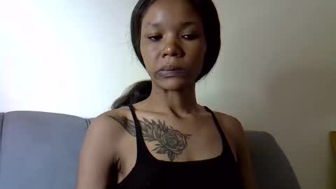 Snapshot of charmingdime chatting on November 17, 2025, 6:41 am charmingdime online show from November 17, 2025, 6:41 am