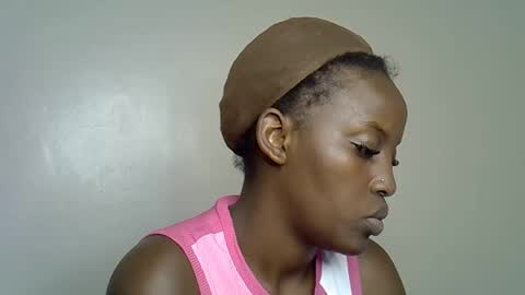 Snapshot of charmingdime chatting on February 13, 2026, 8:43 am charmingdime online show from February 13, 2026, 8:43 am