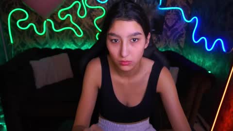 SweetMoco online show from February 17, 2025, 10:18 am