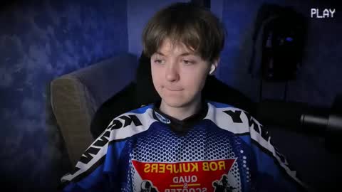 lynxy online show from September 8, 2025, 9:47 pm