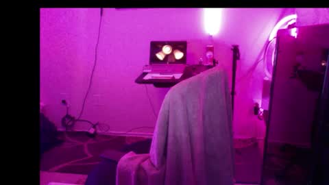 Snapshot of chase2attract chatting on February 21, 2026, 1:06 am Chase2Attract online show from February 21, 2026, 1:06 am