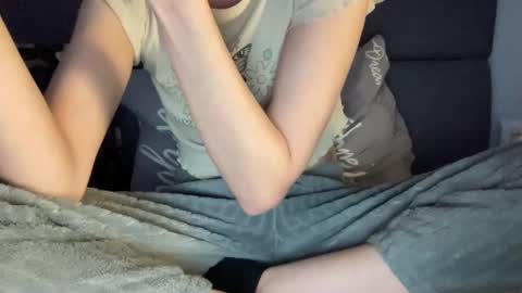 Vicky online show from October 5, 2025, 9:13 pm