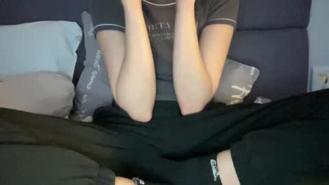 Vicky online show from October 14, 2025, 5:14 pm