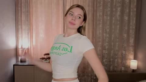 Emilia online show from May 15, 2026, 5:03 am