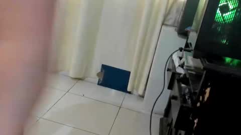 Snapshot of chatkatd chatting on February 18, 2026, 2:02 pm Santiago online show from February 18, 2026, 2:02 pm