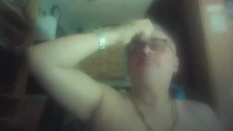 lee online show from April 17, 2026, 1:19 am