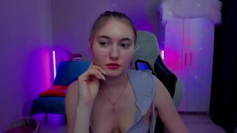 Snapshot of chatur_lady_ chatting on February 15, 2025, 7:16 am Betty online show from February 15, 2025, 7:16 am