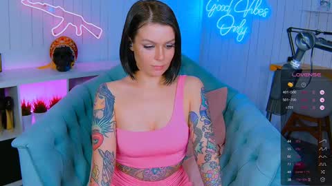 Snapshot of chaturkaterina chatting on February 6, 2025, 6:29 am Miss Harmony online show from February 6, 2025, 6:29 am