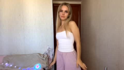 Milissa online show from September 9, 2025, 10:37 am