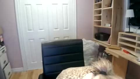 chealsiek online show from December 22, 2025, 2:30 am