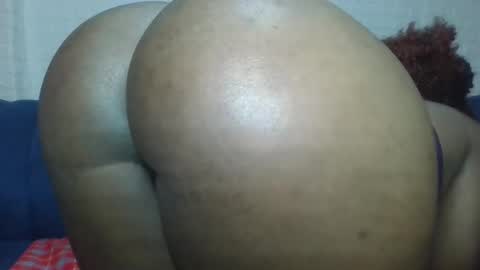 cheeky_charms online show from February 11, 2026, 8:14 pm