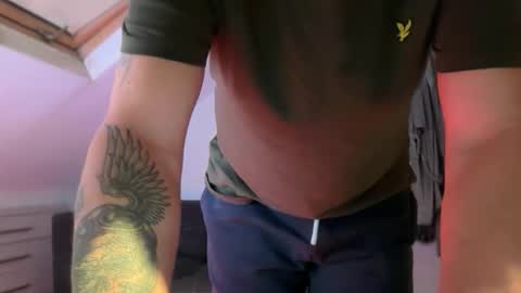 Cheekylondon online show from September 23, 2025, 10:57 pm