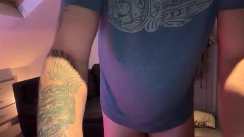 Cheekylondon online show from November 25, 2025, 11:16 pm