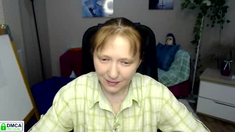 cheerful_madam1 online show from May 10, 2026, 12:21 pm
