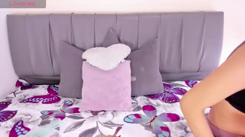 Cherlyn online show from November 10, 2025, 3:33 pm