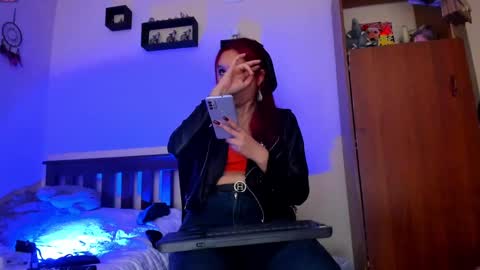 Snapshot of cheeryl chatting on January 25, 2025, 4:34 am Miss Cheeryl online show from January 25, 2025, 4:34 am