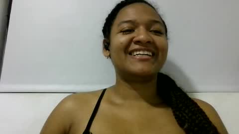 Snapshot of chelcym chatting on April 22, 2026, 11:17 pm cherlcym online show from April 22, 2026, 11:17 pm