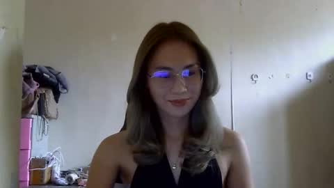 Snapshot of chelly4u69 chatting on September 17, 2025, 3:30 am chelly4u69 online show from September 17, 2025, 3:30 am