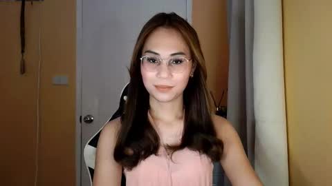 Snapshot of chelly4u69 chatting on February 24, 2026, 2:09 am chelly4u69 online show from February 24, 2026, 2:09 am