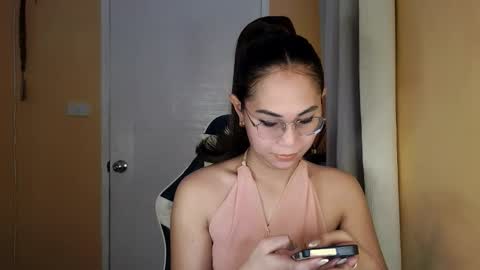 chelly4u69 online show from March 20, 2026, 2:16 am